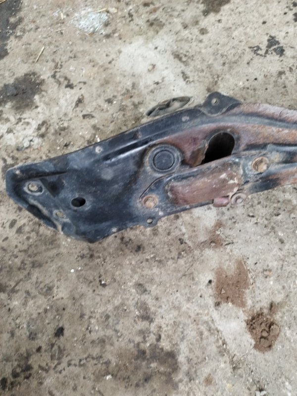 Балка продольная под ДВС Toyota CORONA 1995 седан