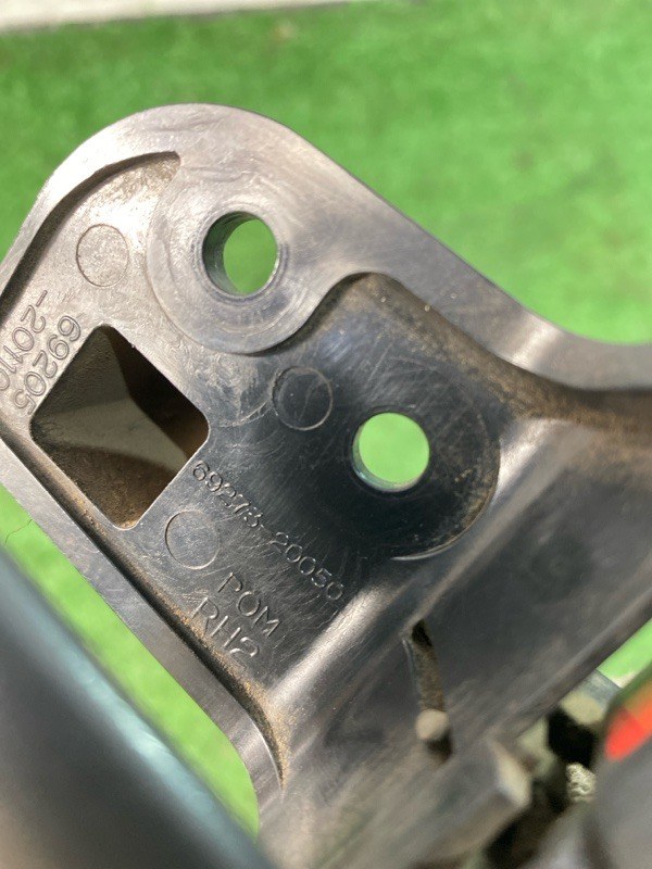 Замок боковой двери Toyota CORONA 1995 седан