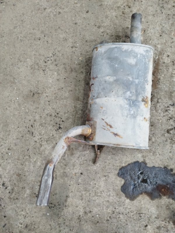 Задняя часть глушителя Toyota CORONA 1995 седан