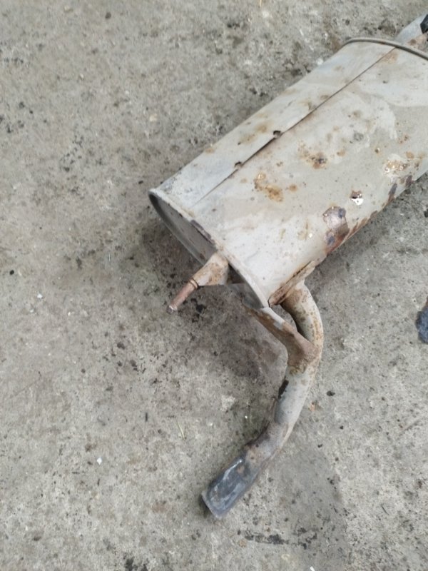 Задняя часть глушителя Toyota CORONA 1995 седан