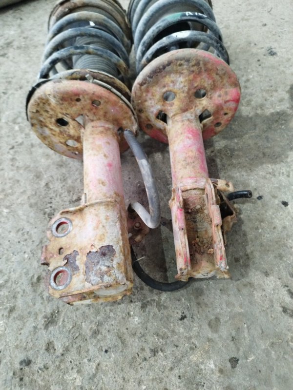 Стойка подвески Toyota CORONA 1995 седан