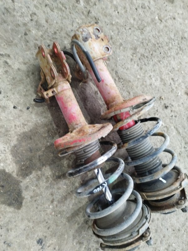 Стойка подвески Toyota CORONA 1995 седан