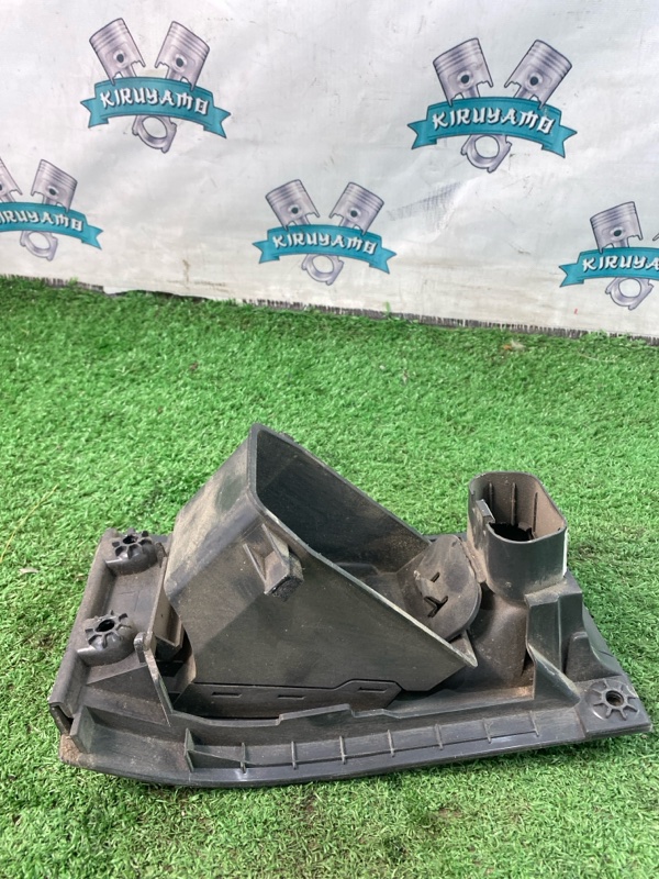 Бардачок Ford Mondeo mk4