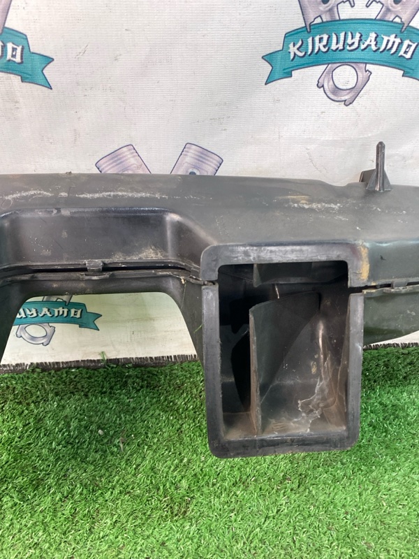 Воздуховод салона Toyota CORONA 1995 седан