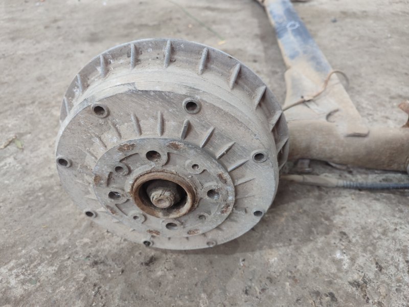 Балка подвески лада 21083 1996