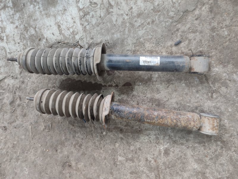 Амортизатор подвески лада 21083 1996