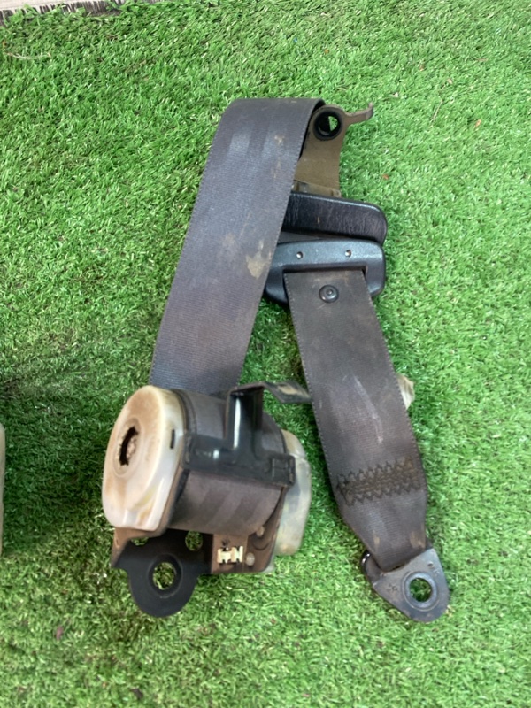 Ремень безопасности Toyota CORONA 1995 седан