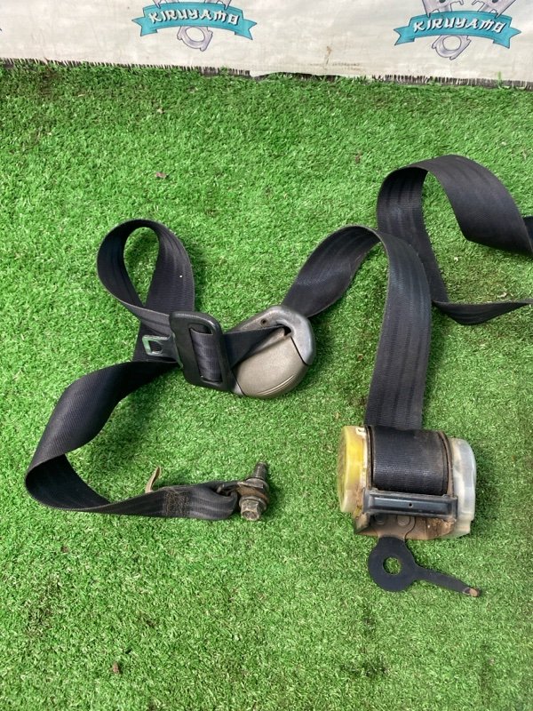 Ремень безопасности Toyota CORONA 1995 седан