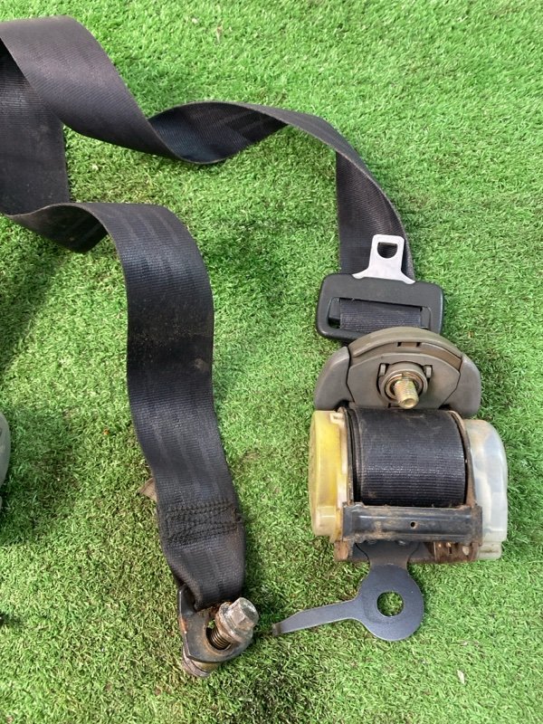 Ремень безопасности Toyota CORONA 1995 седан