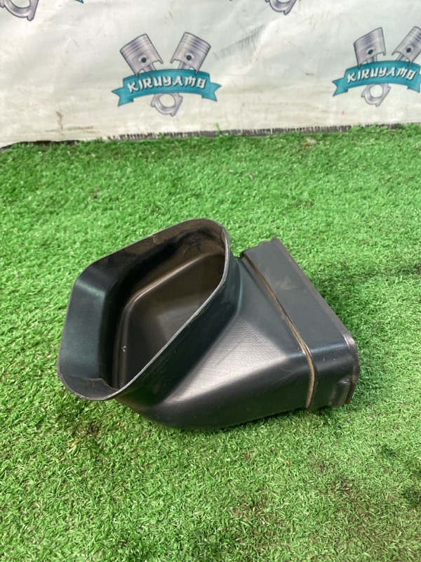 Воздуховод салона Toyota CORONA 1995 седан