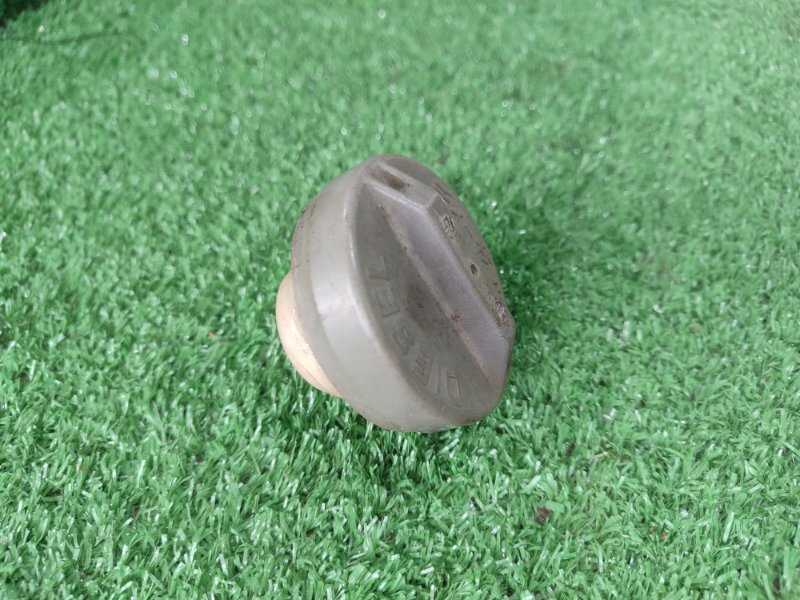 Крышка топливного бака Toyota CORONA 1995 седан