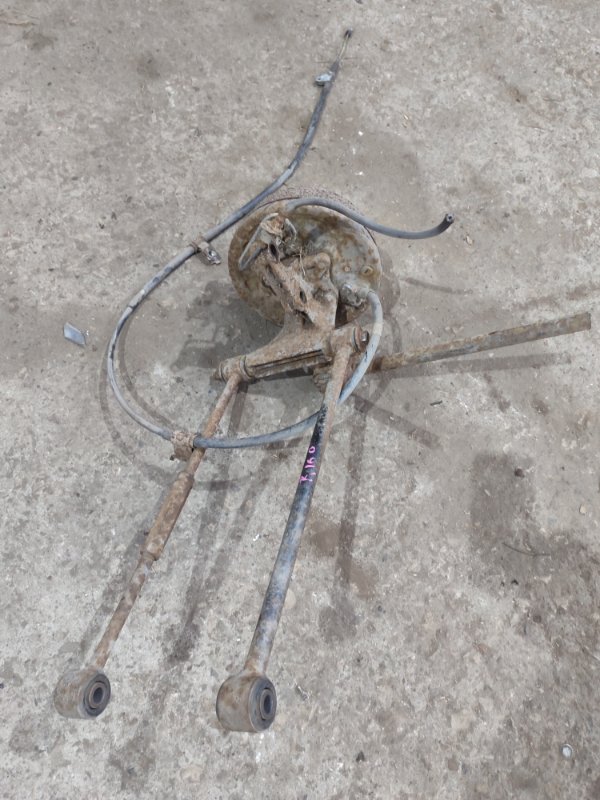 Кулак поворотный Toyota CORONA 1995 седан