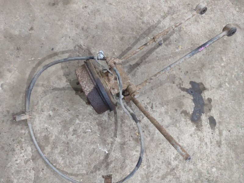 Кулак поворотный Toyota CORONA 1995 седан