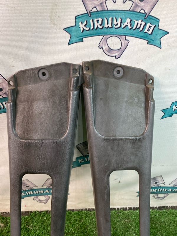 Накладка на стойку кузова Toyota CORONA 1995 седан