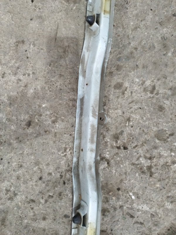 Поперечина багажника лада 21102 2002