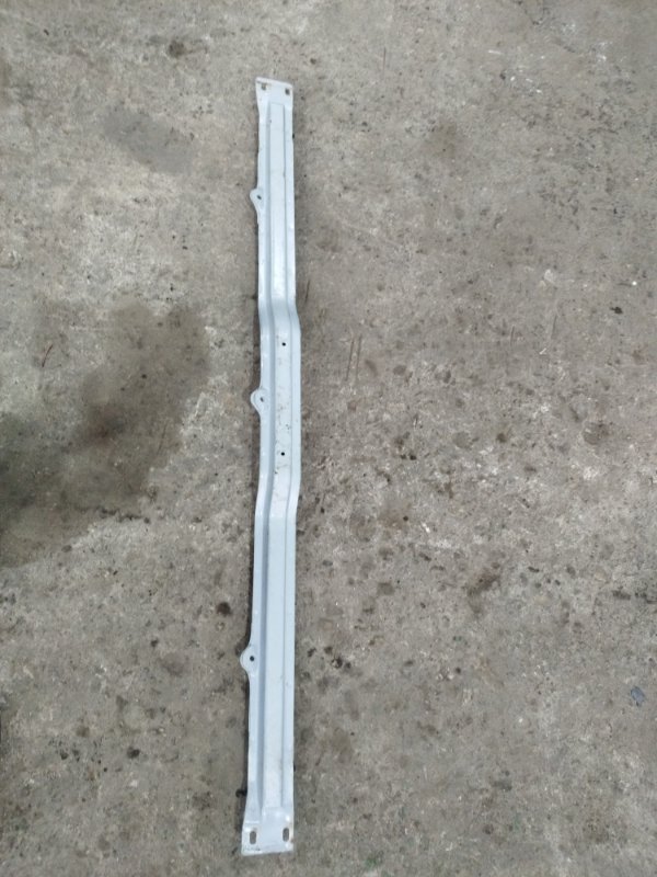 Поперечина багажника лада 21102 2002