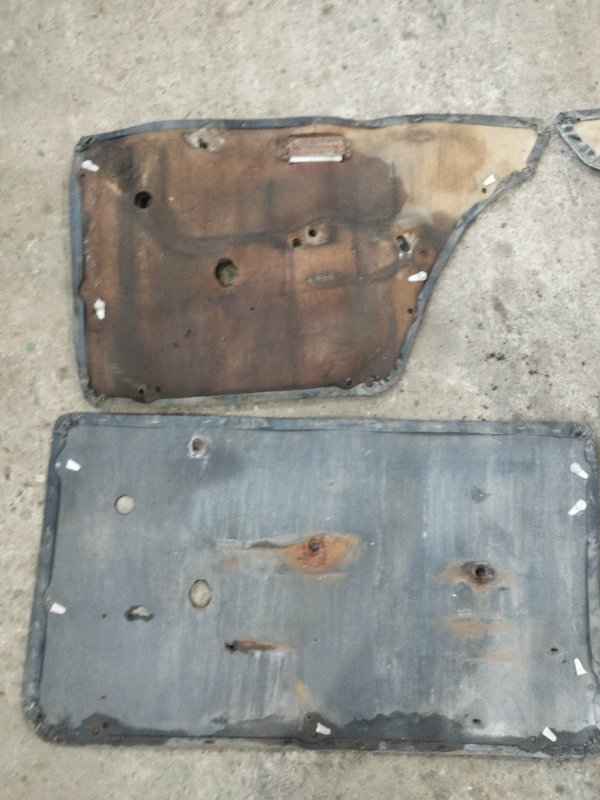 Обшивка боковой двери лада 2107 1992 2107