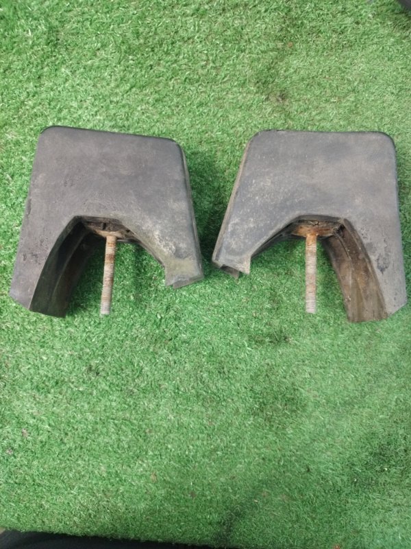 Клык бампера лада 2106 2106