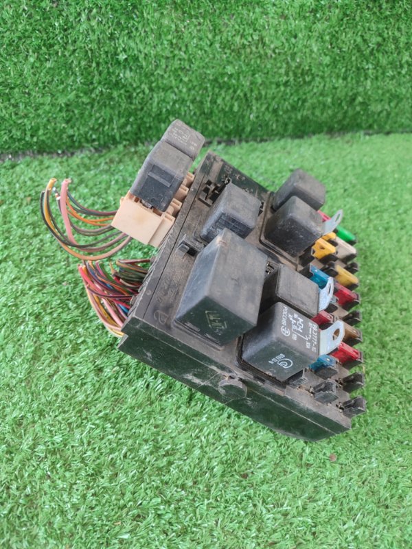 Блок предохранителей лада 21102 2002