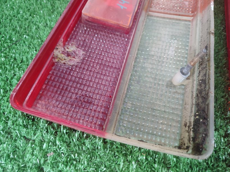 Стекло заднего фонаря лада 2107 1992 2107