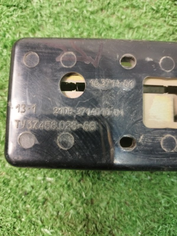 Плафон освещения салона лада 21102 2001 2110