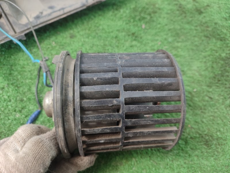 Мотор печки лада 21083 1996