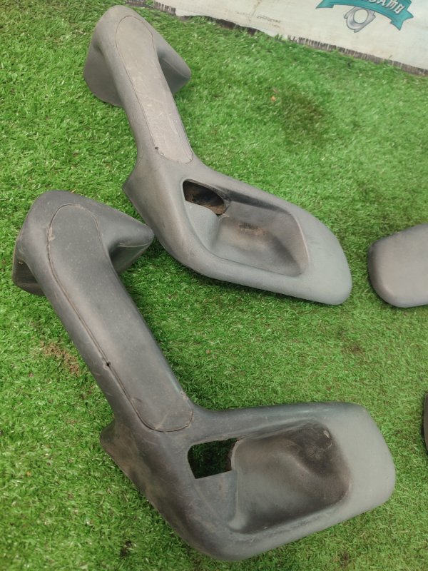 Ручка двери внутренняя лада 21102 2001 2110