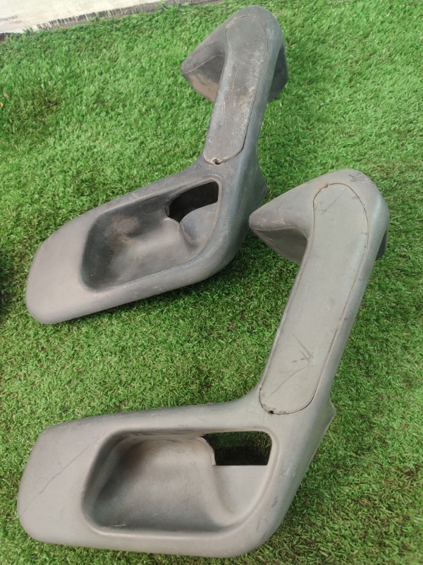 Ручка двери внутренняя лада 21102 2001 2110