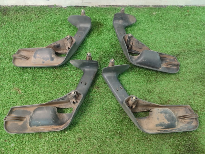 Ручка двери внутренняя лада 21102 2001 2110