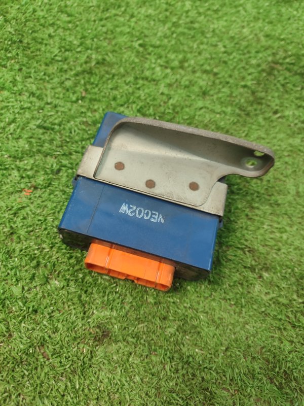 Блок управления дверьми Toyota CORONA 1995 седан