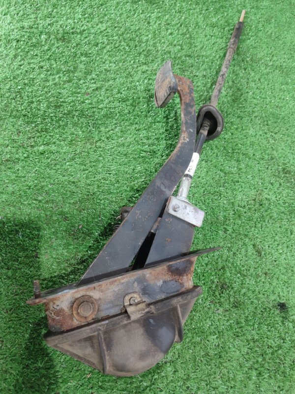 Педаль сцепления лада 21102 2001 2110