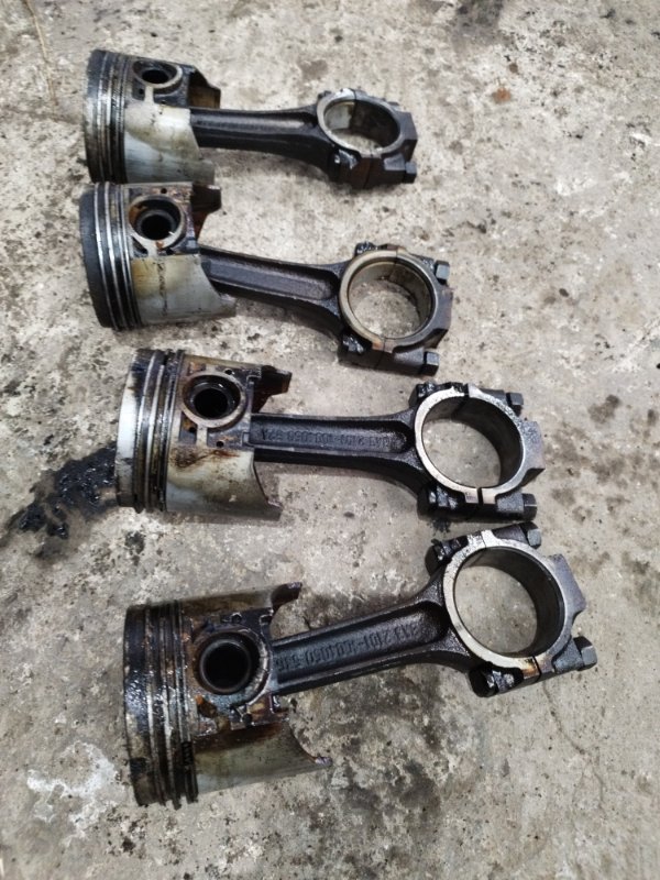 Поршень лада 21070 1999