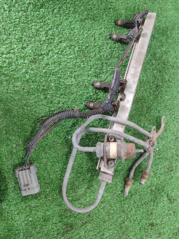 Топливная рейка лада 21102 2002