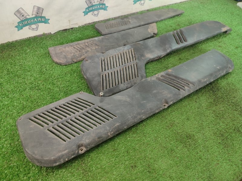 Накладка двери лада 21102 2001 2110