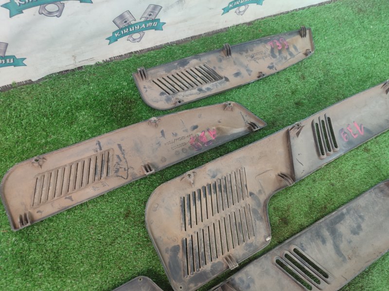 Накладка двери лада 21102 2001 2110