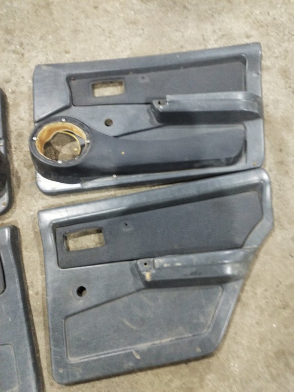 Обшивка боковой двери лада 21093 1994 2109