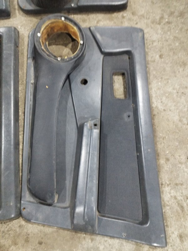 Обшивка боковой двери лада 21093 1994 2109