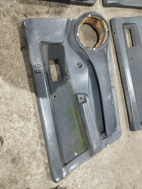 Обшивка боковой двери лада 21093 1994 2109