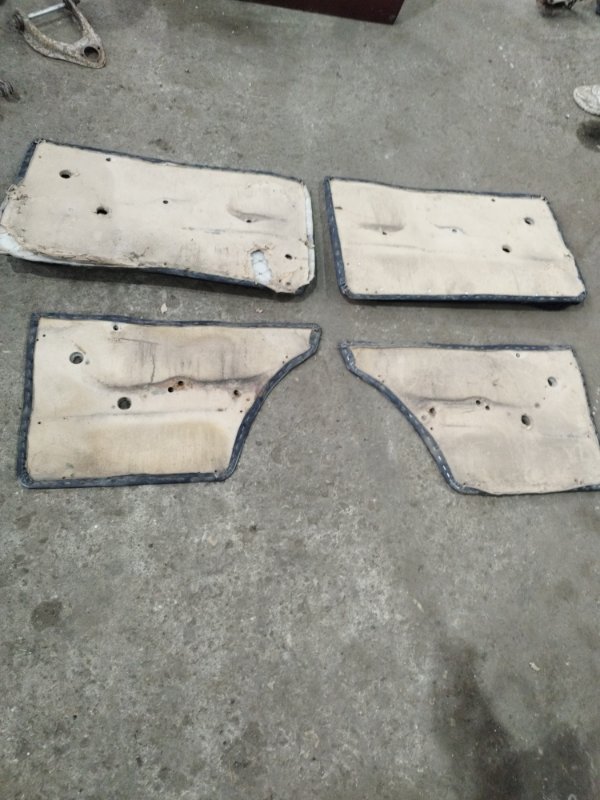 Обшивка боковой двери лада 21061 1974