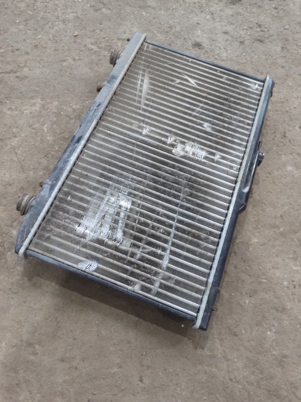 Радиатор охлаждения двигателя Toyota CORONA 1995 седан