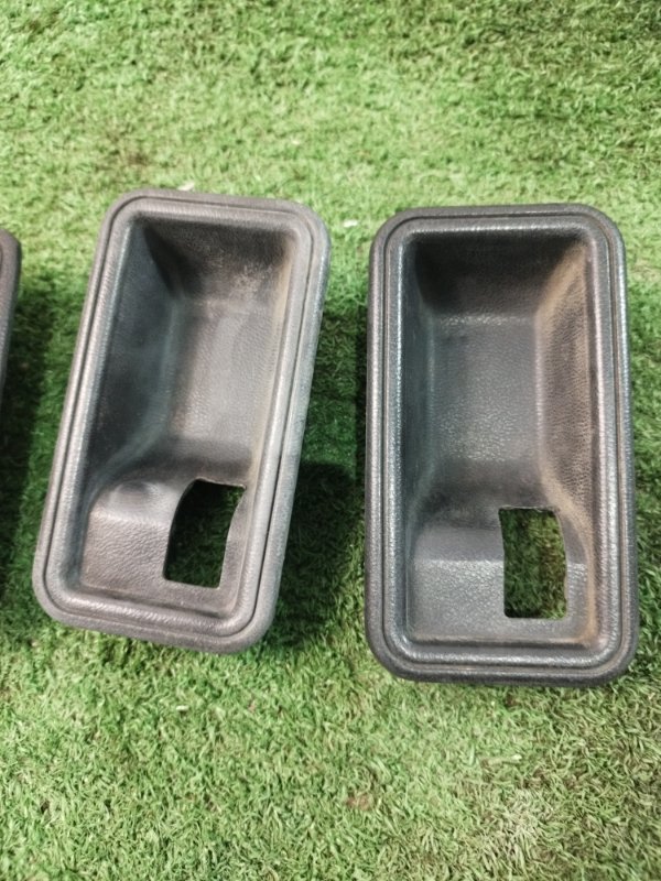 Накладка внутренней ручки двери лада 21093 1994 2109