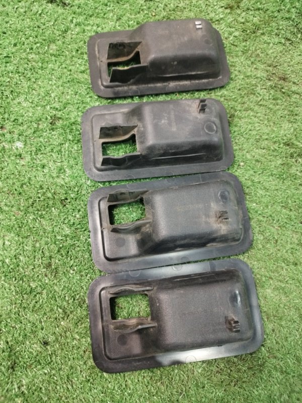 Накладка внутренней ручки двери лада 21093 1994 2109