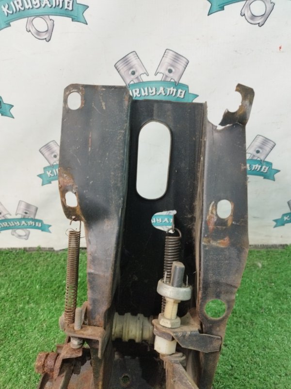 Блок педалей лада 2107 1992 2107