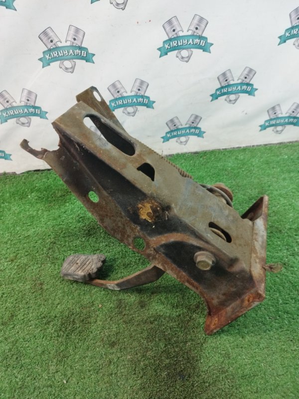 Блок педалей лада 2107 1992 2107