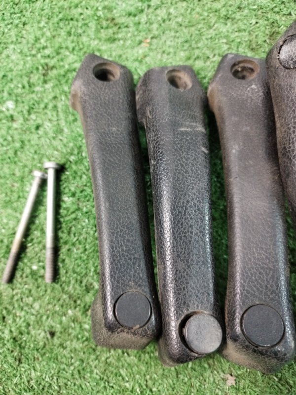 Ручка двери внутренняя лада 21093 1994 2109