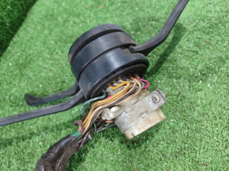 Блок подрулевых переключателей лада 1111 Ока