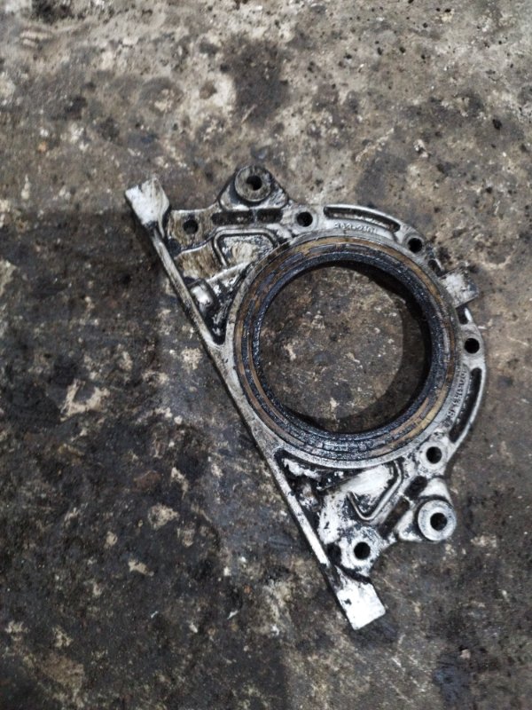 Крышка коленвала лада 2107 1992 2107