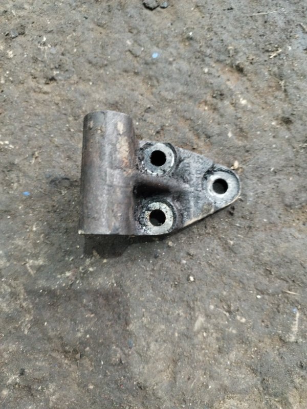 Кронштейн генератора лада 2107 1992 2107