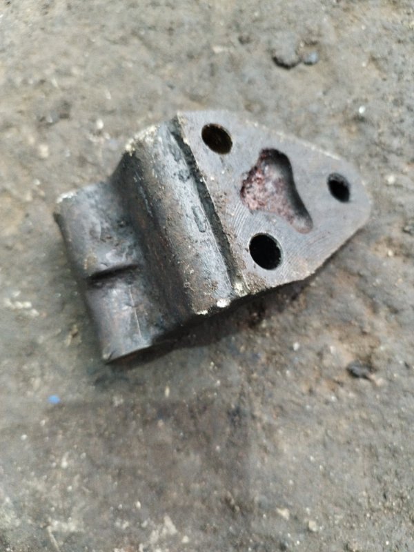 Кронштейн генератора лада 2107 1992 2107