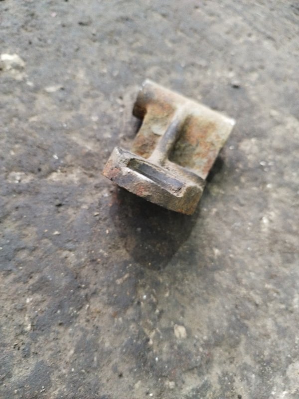 Кронштейн генератора лада 21070 1999